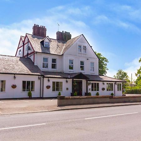 Woodcote Hotel Hooton ภายนอก รูปภาพ